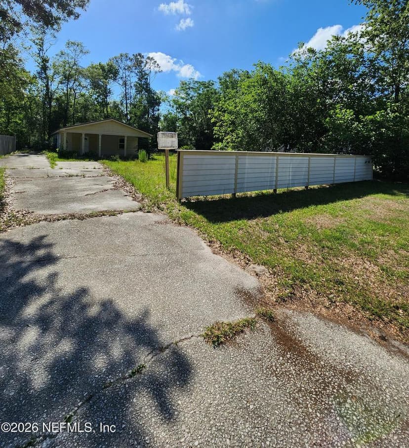 6978 PAUL HOWARD Drive, Jacksonville, FL 32222