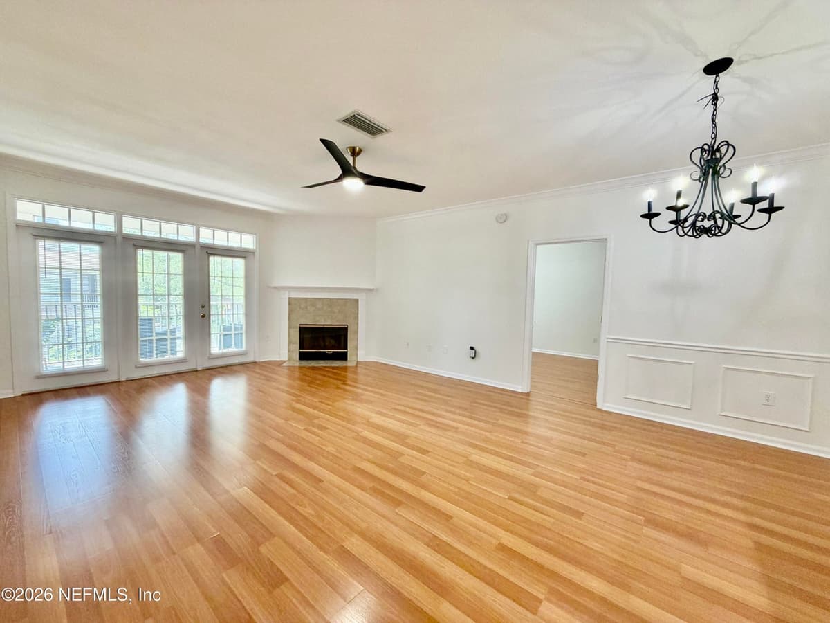 10901 BURNT MILL Road 406, Jacksonville, FL 32256, Jacksonville, FL - photo 3