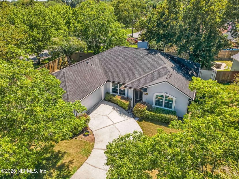 948 CHAPELTOWN Circle N, Jacksonville, FL 32225