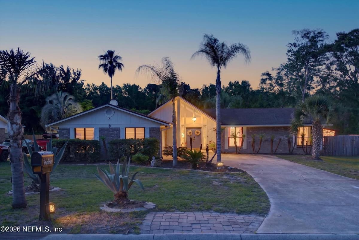 2556 BOTTOMRIDGE Drive, Orange Park, FL 32065, Orange Park, FL - photo 2
