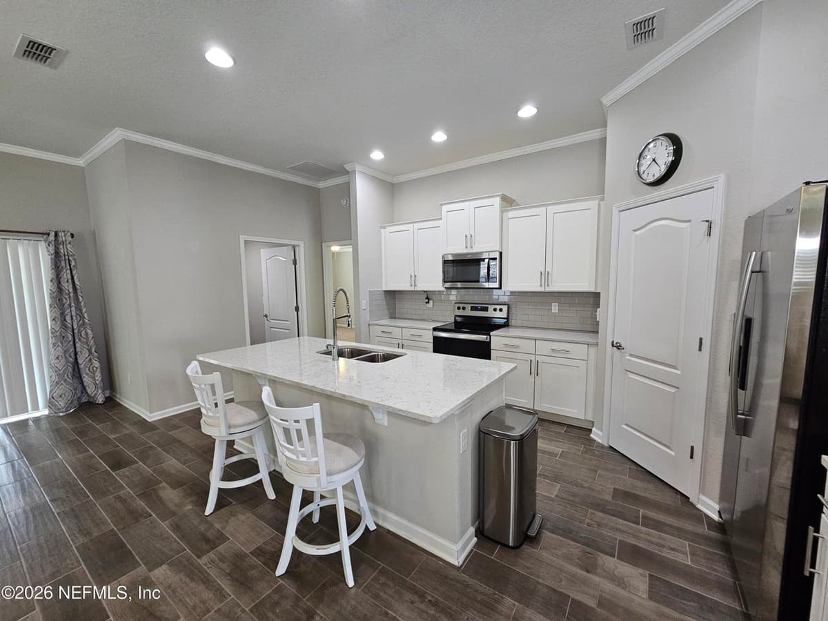 518 VONRON Drive, Jacksonville, FL 32222, Jacksonville, FL - photo 3