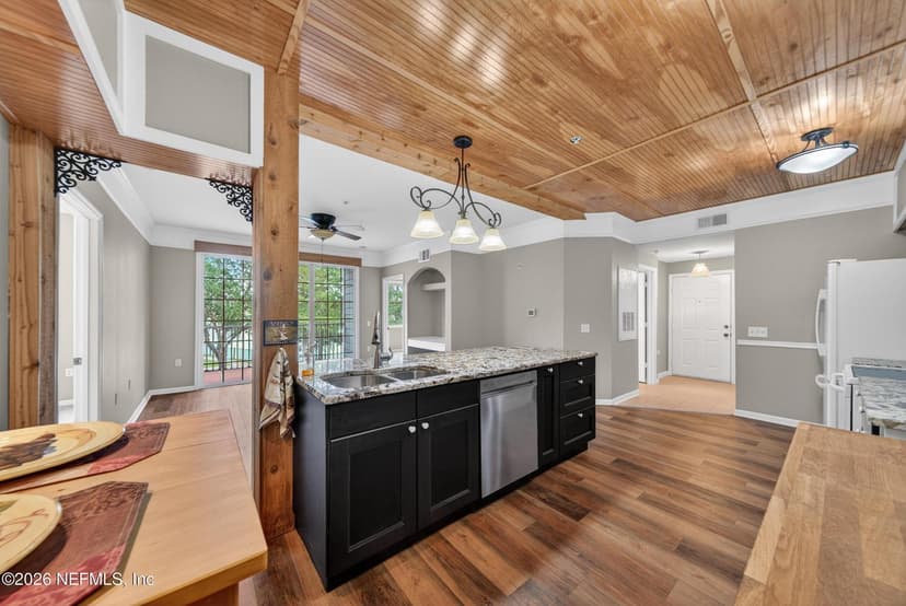 8550 TOUCHTON Road 1022, Jacksonville, FL 32216