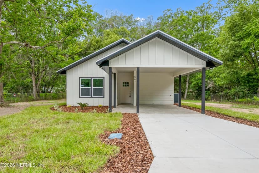 907 N THOMPSON Street, Starke, FL 32091