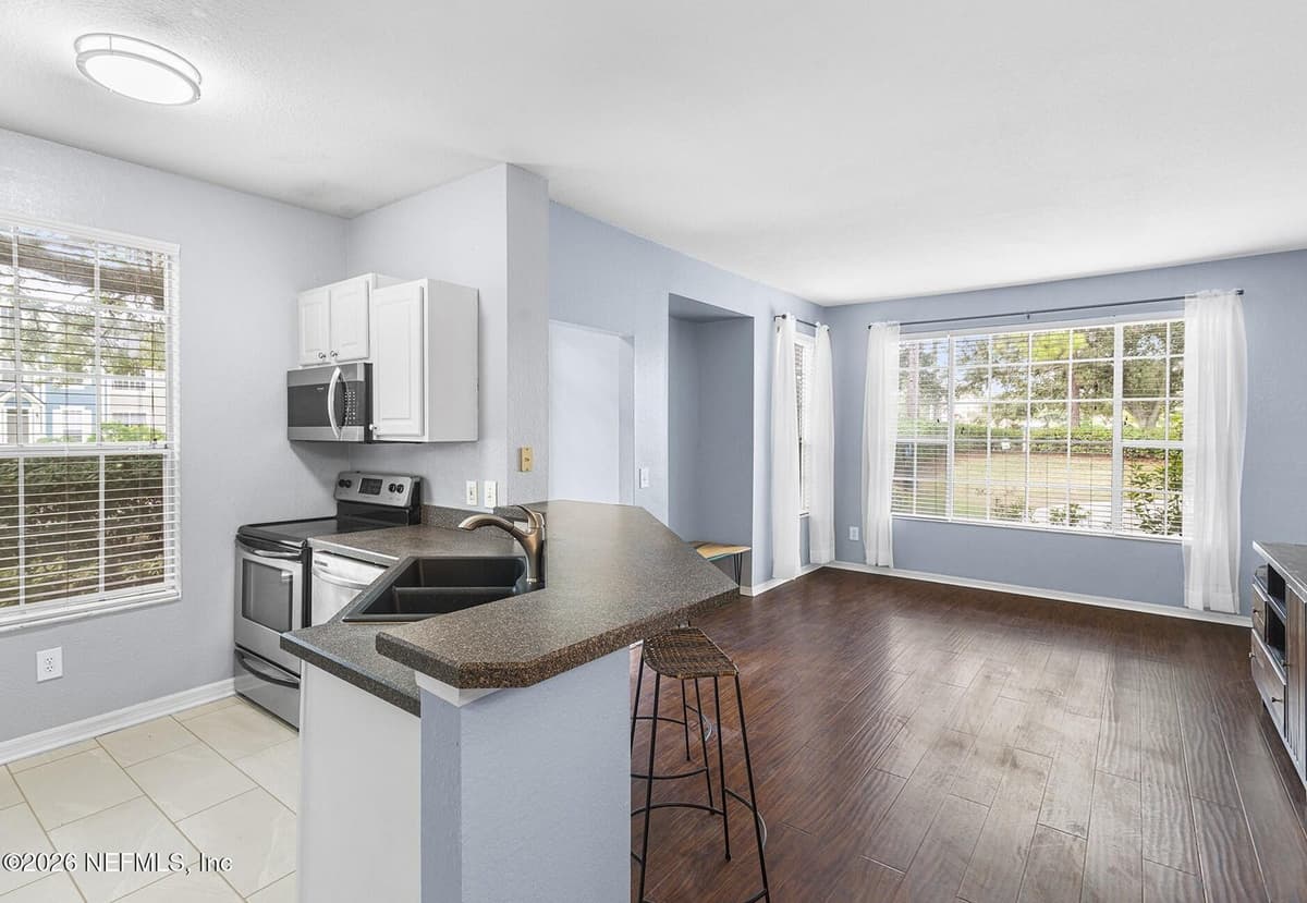 13703 RICHMOND PARK Drive N 3303, Jacksonville, FL 32224, Jacksonville, FL - photo 3