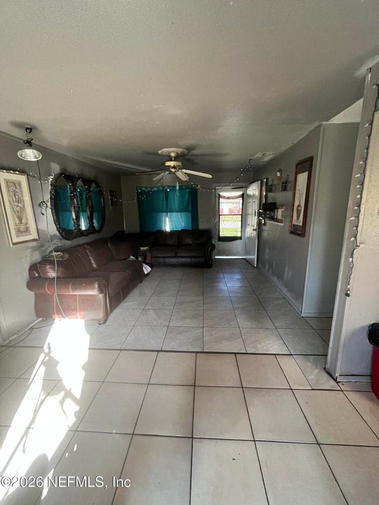 813 HYMON Circle, Bunnell, FL 32110