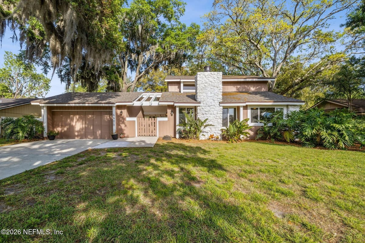 4425 BEACON Drive W, Jacksonville, FL 32225, Jacksonville, FL - photo 2