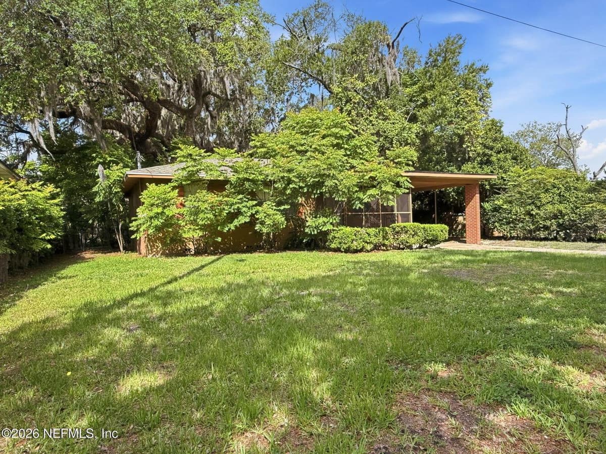 5516 AHMAD Drive N, Jacksonville, FL 32209, Jacksonville, FL - photo 2
