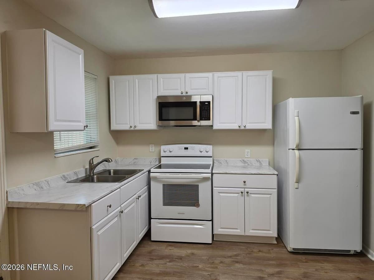 950 MILLARD Court W, Jacksonville, FL 32225, Jacksonville, FL - photo 2