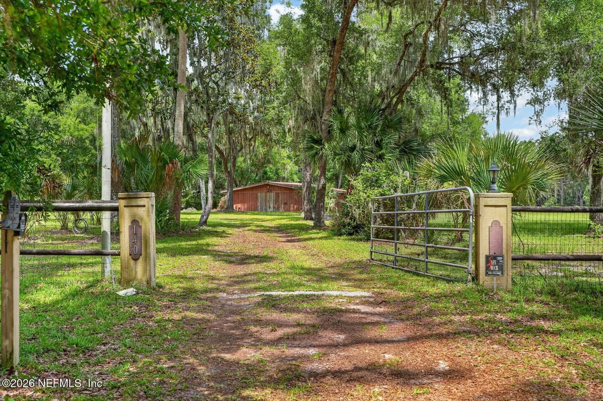 140 LAKE Street, Pomona Park, FL 32181, Pomona Park, FL - photo 3