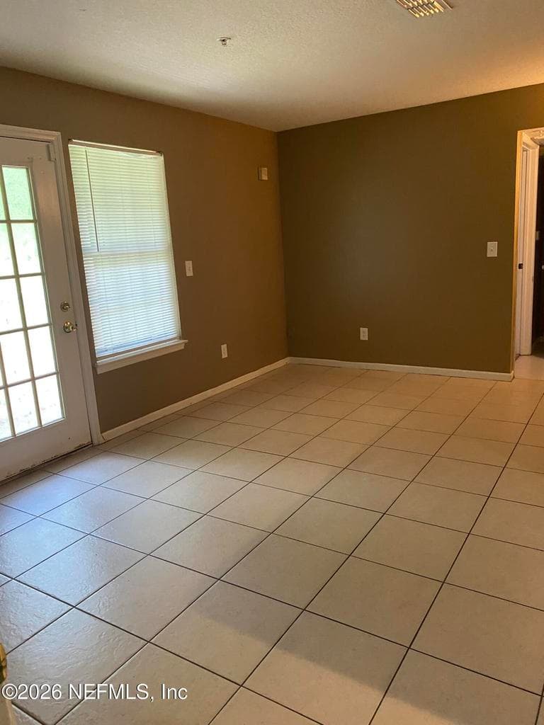 7701 TIMBERLIN PARK Boulevard 514, Jacksonville, FL 32256, Jacksonville, FL - photo 2