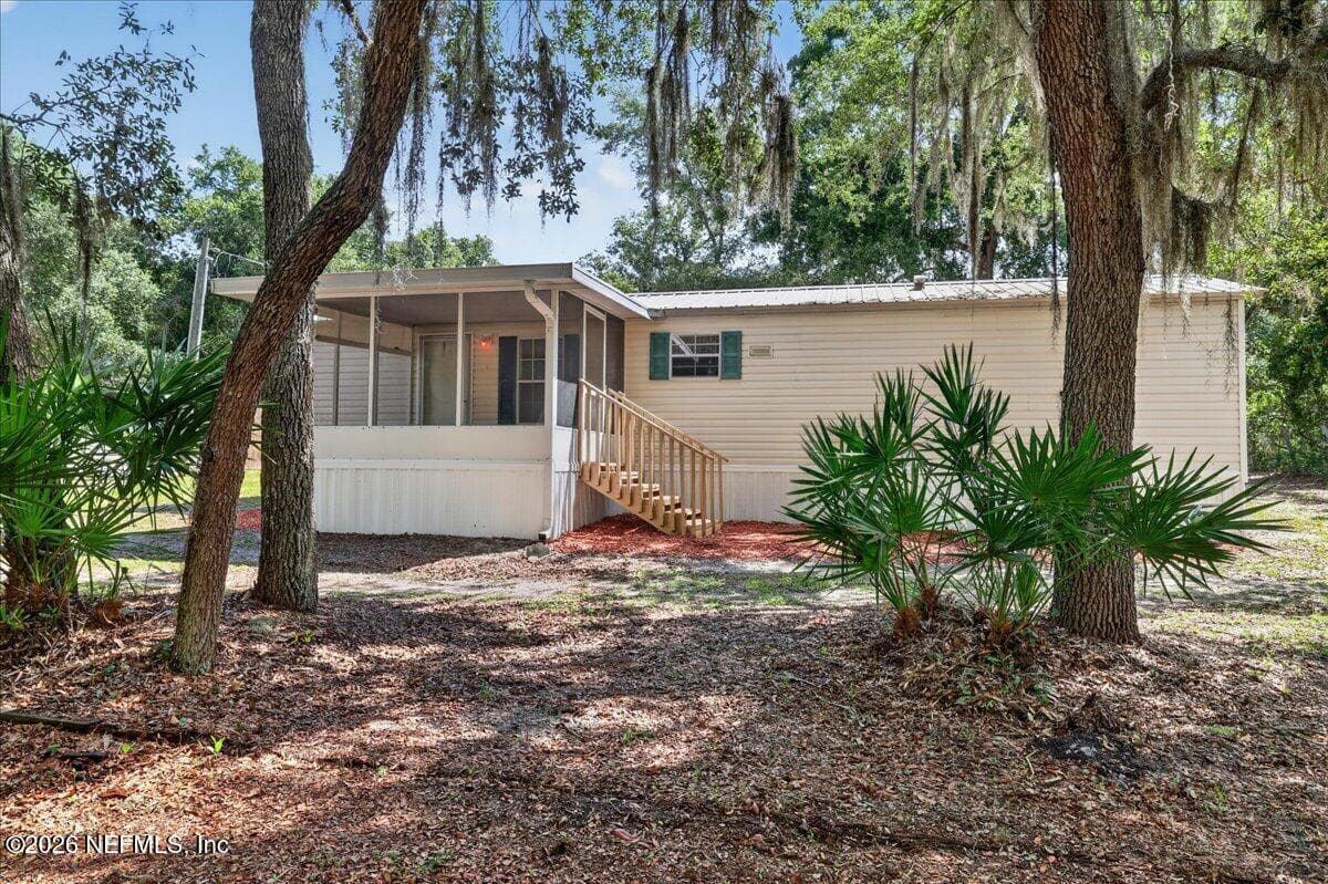 101 DIAMOND LAKE Drive, Crescent City, FL 32112, Crescent City, FL - photo 1