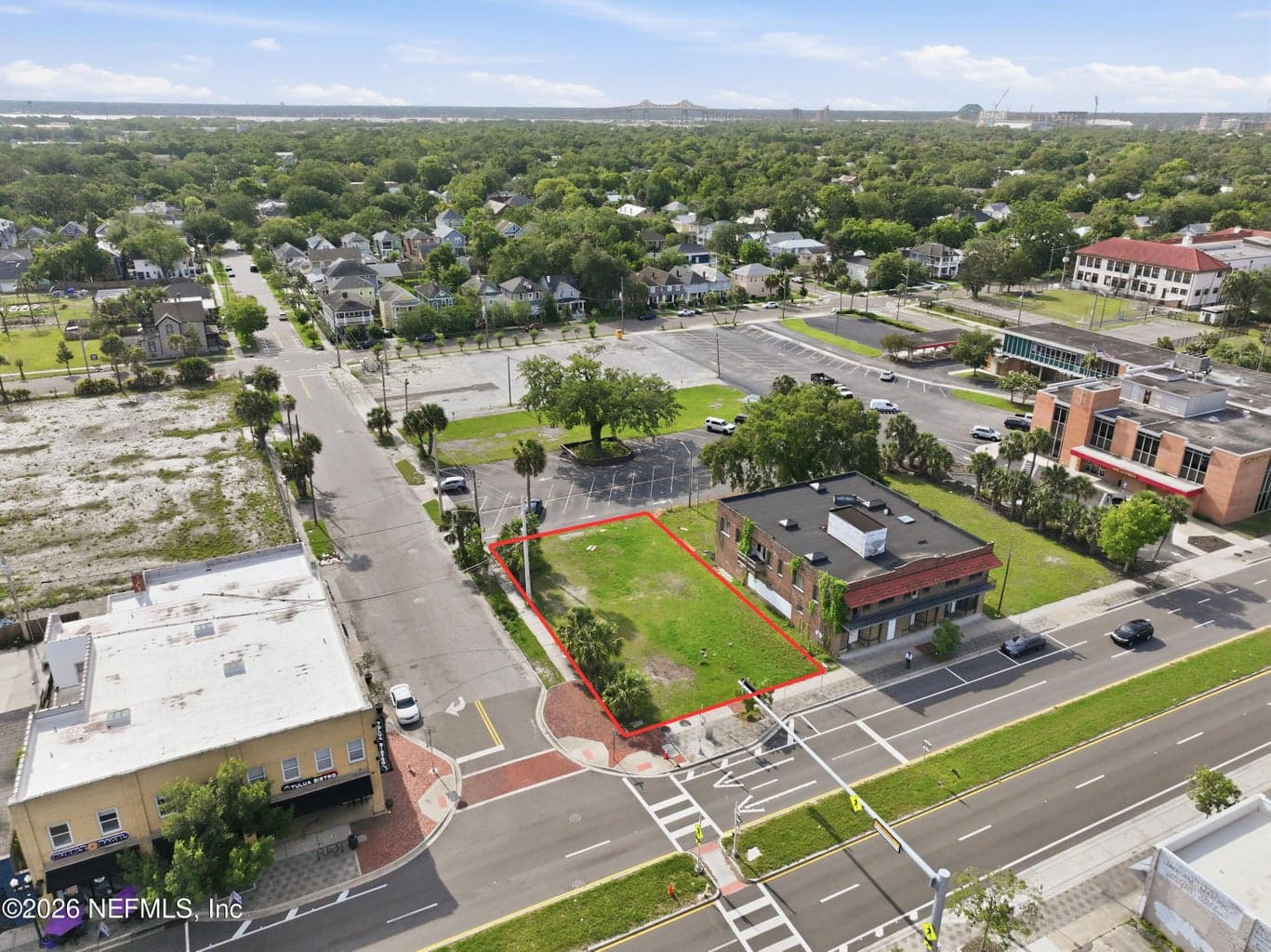 1651 MAIN Street N, Jacksonville, FL 32206