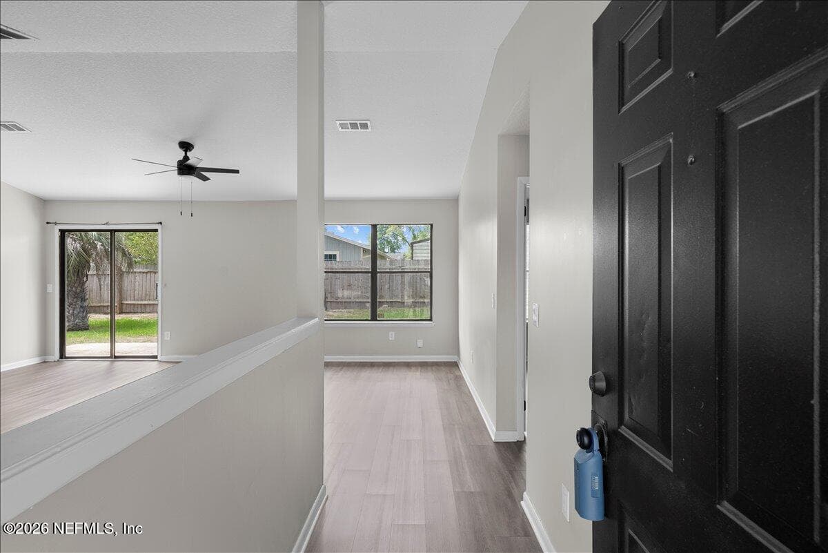 8136 GREAT VALLEY Trail, Jacksonville, FL 32244, Jacksonville, FL - photo 2
