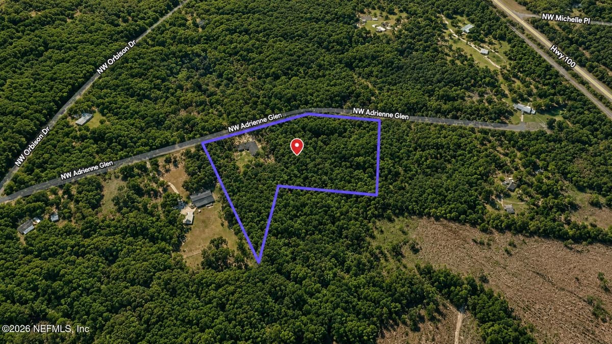 289 NW ADRIENNE Glen, Lake City, FL 32055, Lake City, FL - photo 2