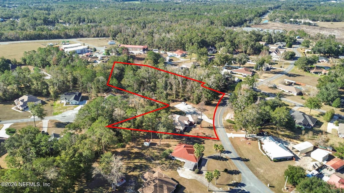 618 NW EMERALD LAKES Drive, Lake City, FL 32055, Lake City, FL - photo 2