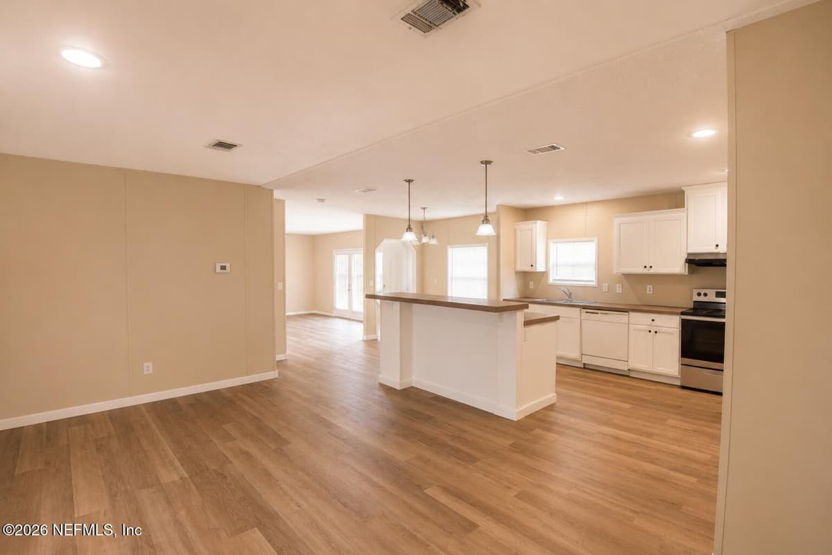 130 W LOUIS BROER Road, East Palatka, FL 32131, East Palatka, FL - photo 3
