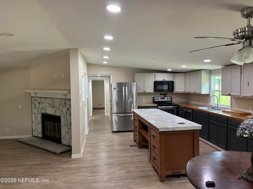 636 UNION Avenue, Interlachen, FL 32148