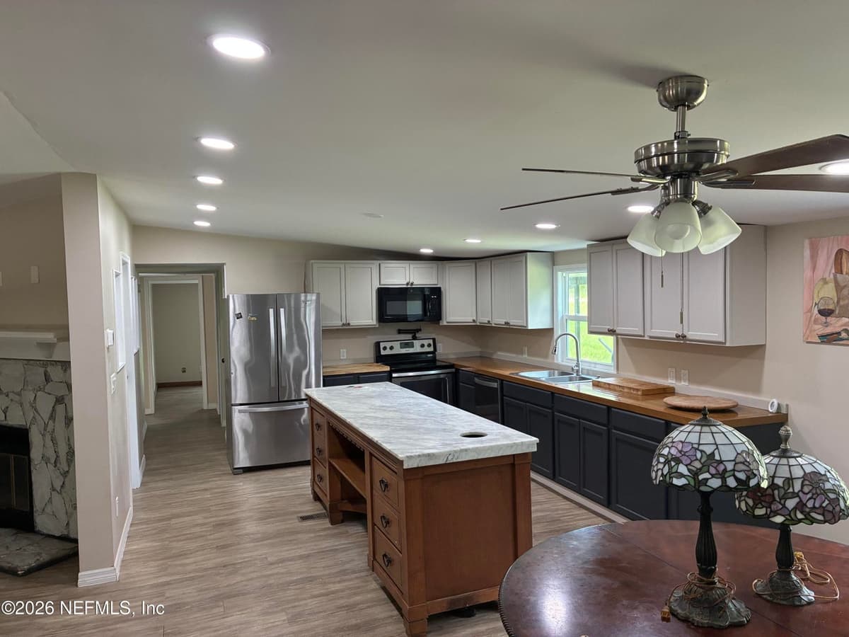 636 UNION Avenue, Interlachen, FL 32148, Interlachen, FL - photo 3