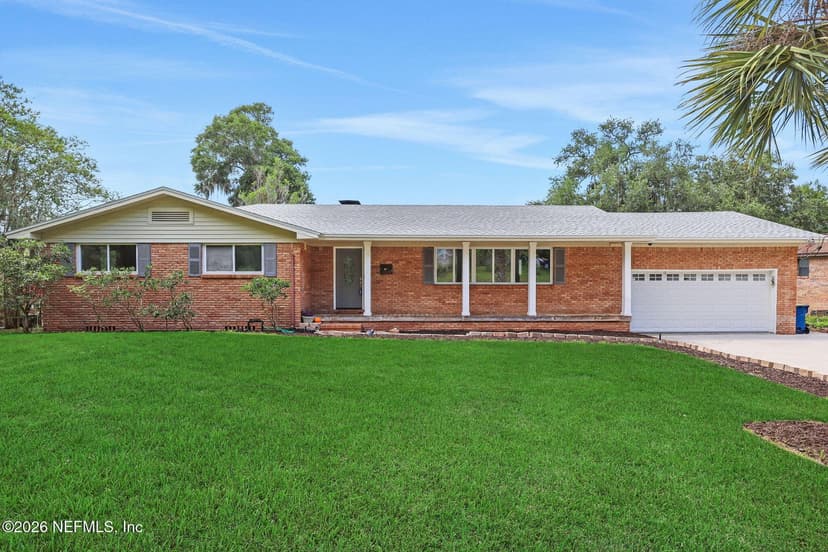 10121 LAKEVIEW Road W, Jacksonville, FL 32225
