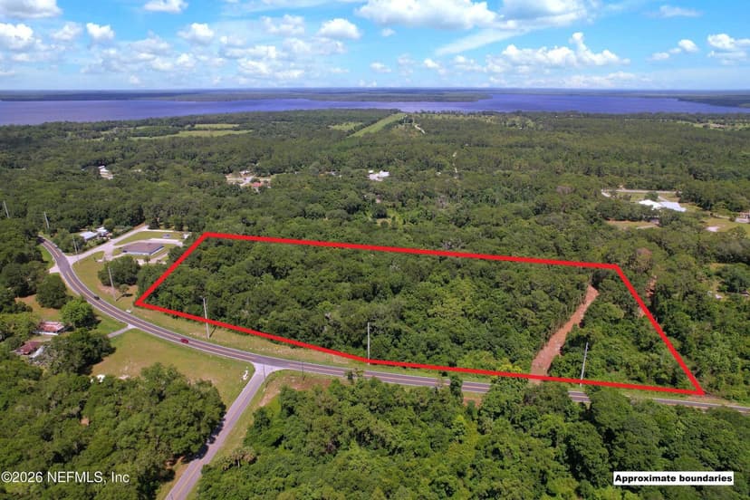 000 OLD HIGHWAY 17, Crescent City, FL 32112