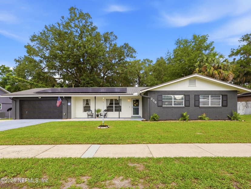 200 MANGO Drive, Palatka, FL 32177