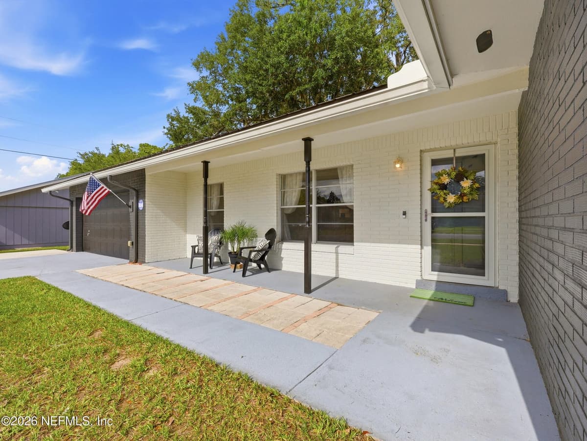 200 MANGO Drive, Palatka, FL 32177, Palatka, FL - photo 2