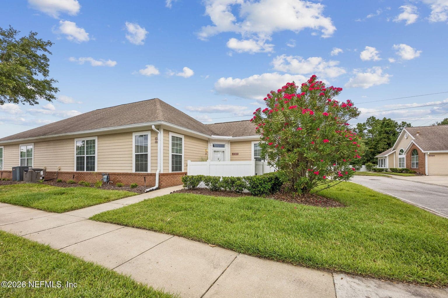 4369 EDGEWATER CROSSING Drive 11-2, Jacksonville, FL 32257, Jacksonville, FL - photo 1