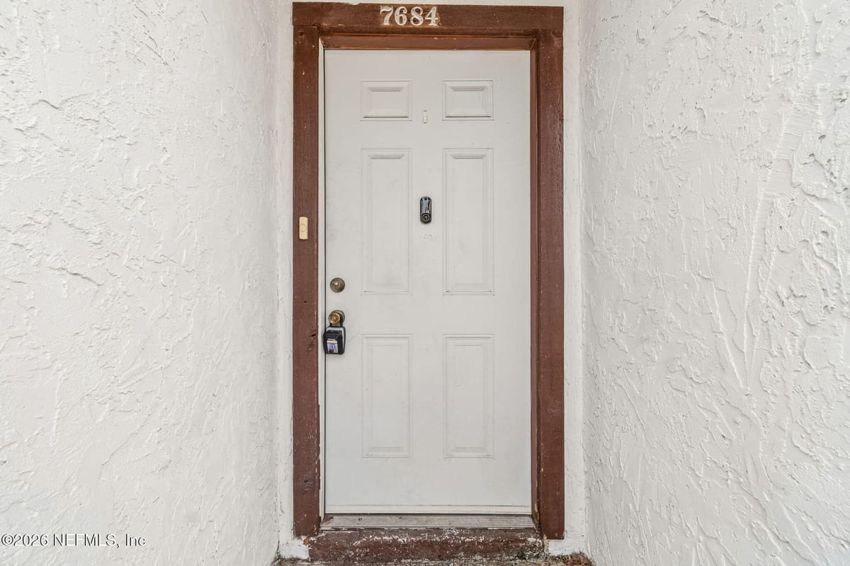 7684 JANA Lane S, Jacksonville, FL 32210, Jacksonville, FL - photo 3