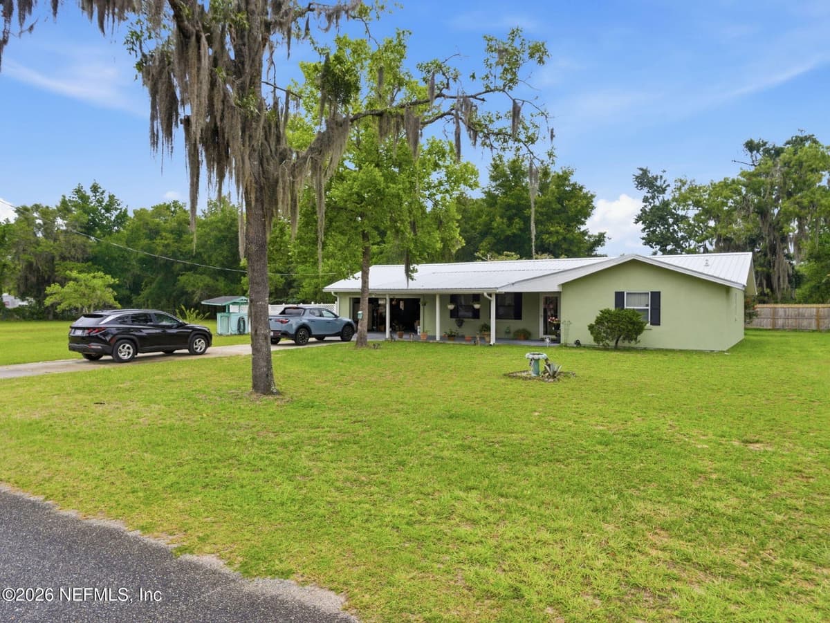 334 7TH Way, Interlachen, FL 32148, Interlachen, FL - photo 2