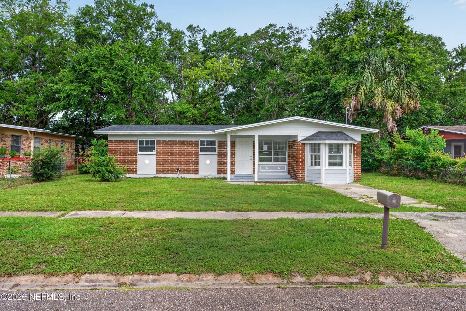 7028 LINCOLN Circle W, Jacksonville, FL 32209, Jacksonville, FL - photo 1