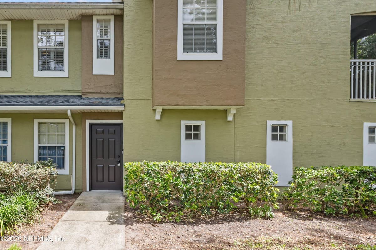 10075 GATE Parkway N 213, Jacksonville, FL 32246, Jacksonville, FL - photo 2