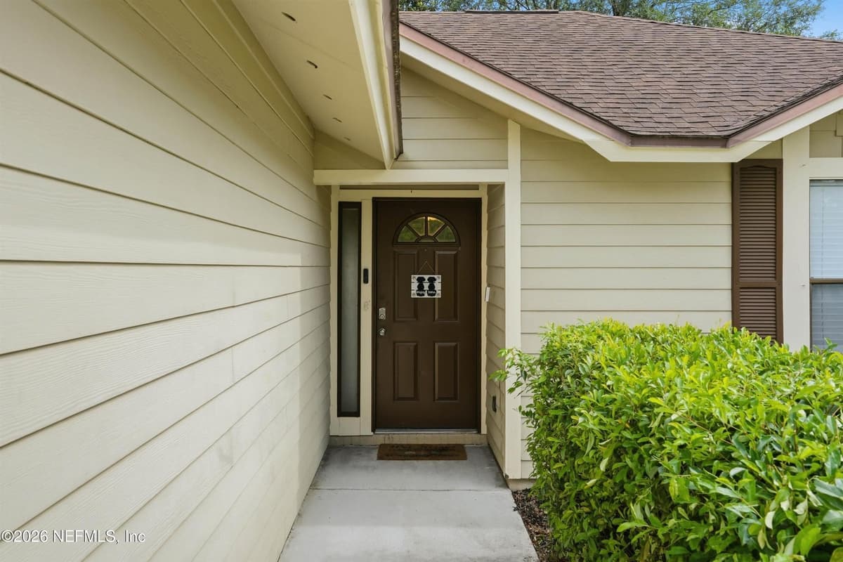 8133 MORRISTOWN Trail, Jacksonville, FL 32244, Jacksonville, FL - photo 2