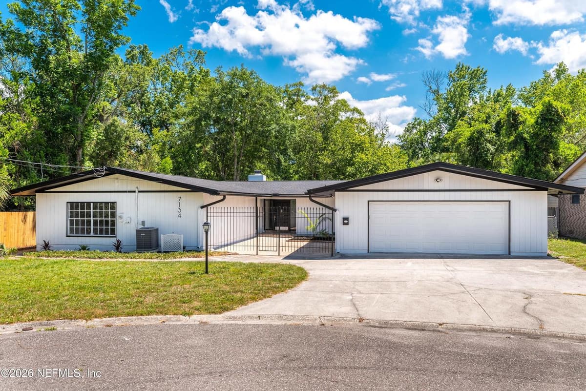 7134 ELECTRA Drive S, Jacksonville, FL 32210, Jacksonville, FL - photo 2