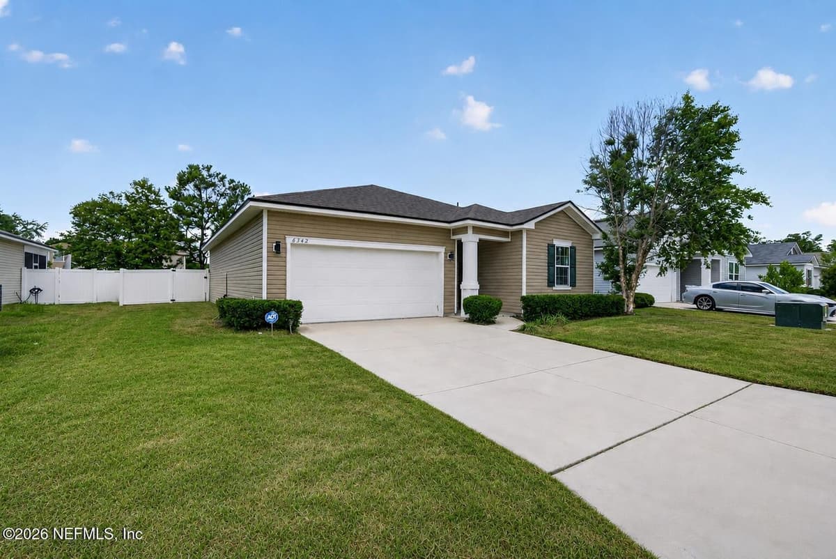 6342 BLAKELY Drive, Jacksonville, FL 32222, Jacksonville, FL - photo 2