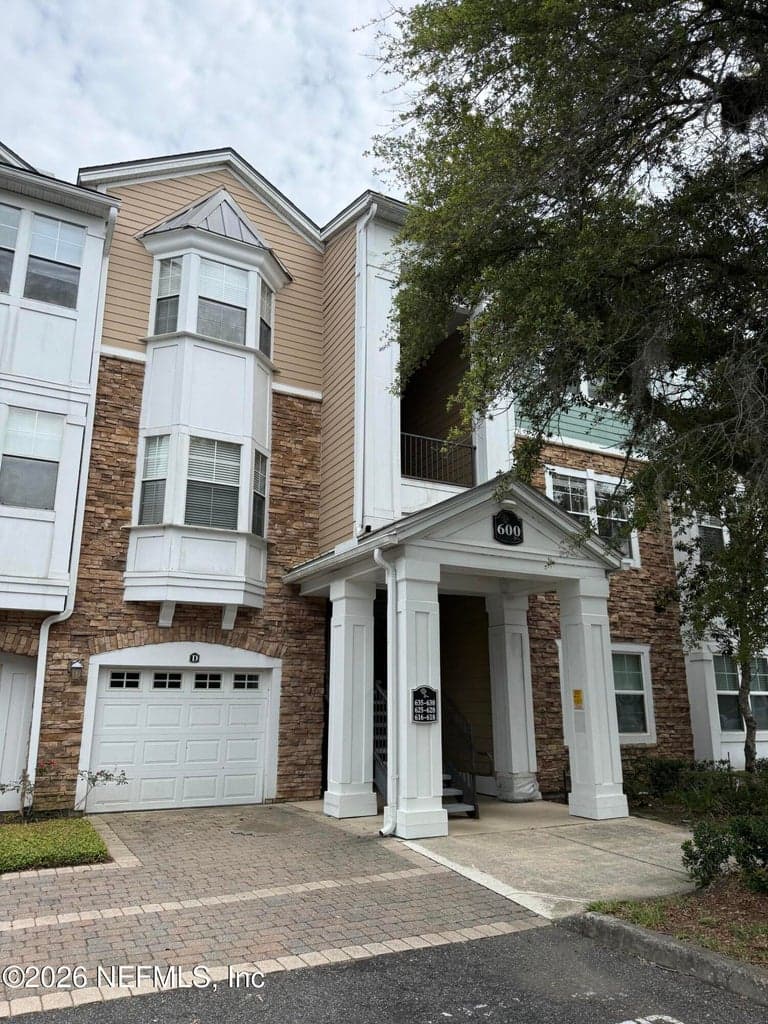 8550 TOUCHTON Road 625, Jacksonville, FL 32216