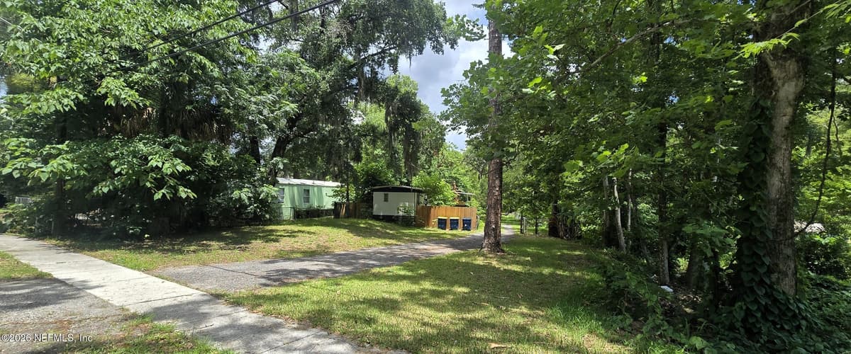 10733 GLADWYNNE Road, Jacksonville, FL 32218, Jacksonville, FL - photo 2