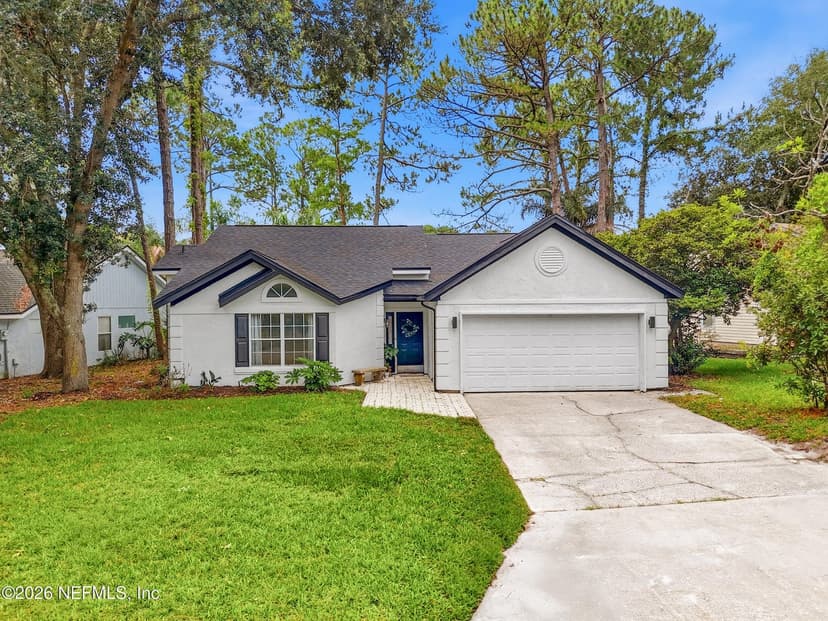 2004 ST MARTINS Drive E, Jacksonville, FL 32246