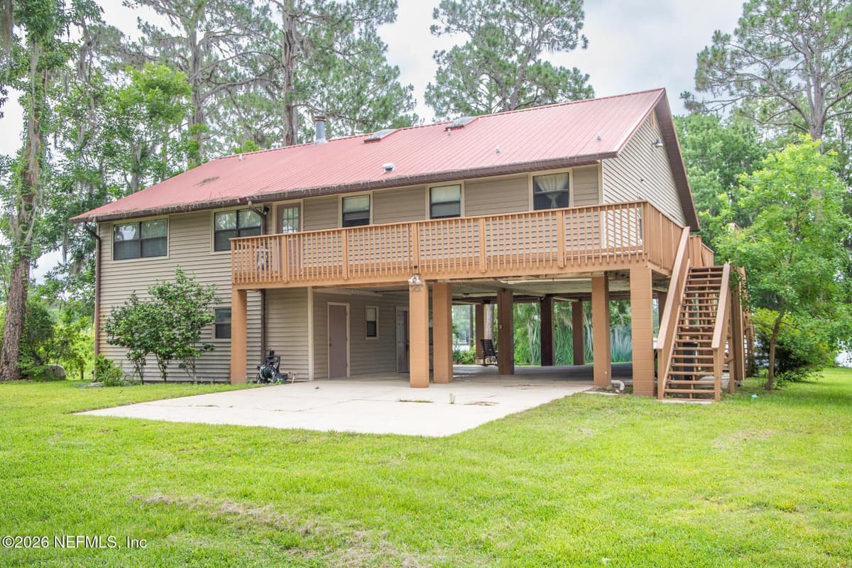 303 RILEY LAKE Drive, Hawthorne, FL 32640, Hawthorne, FL - photo 2