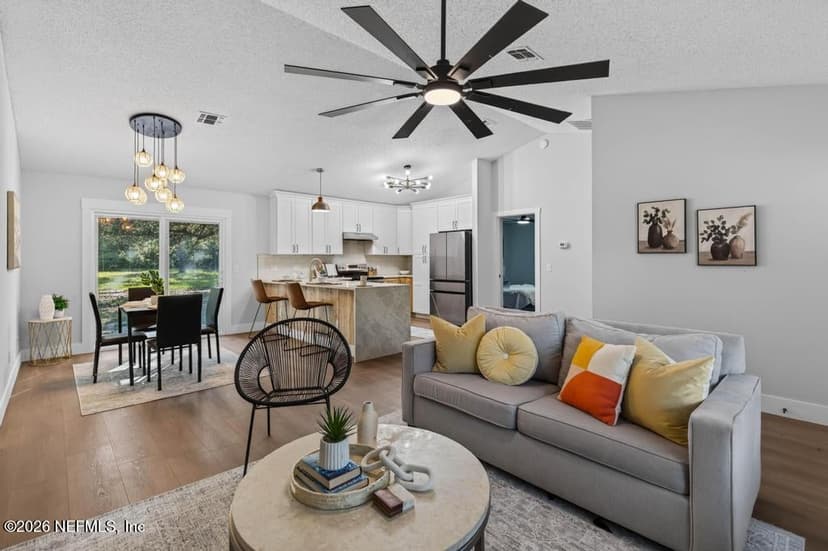 45 MINT Circle, Middleburg, FL 32068