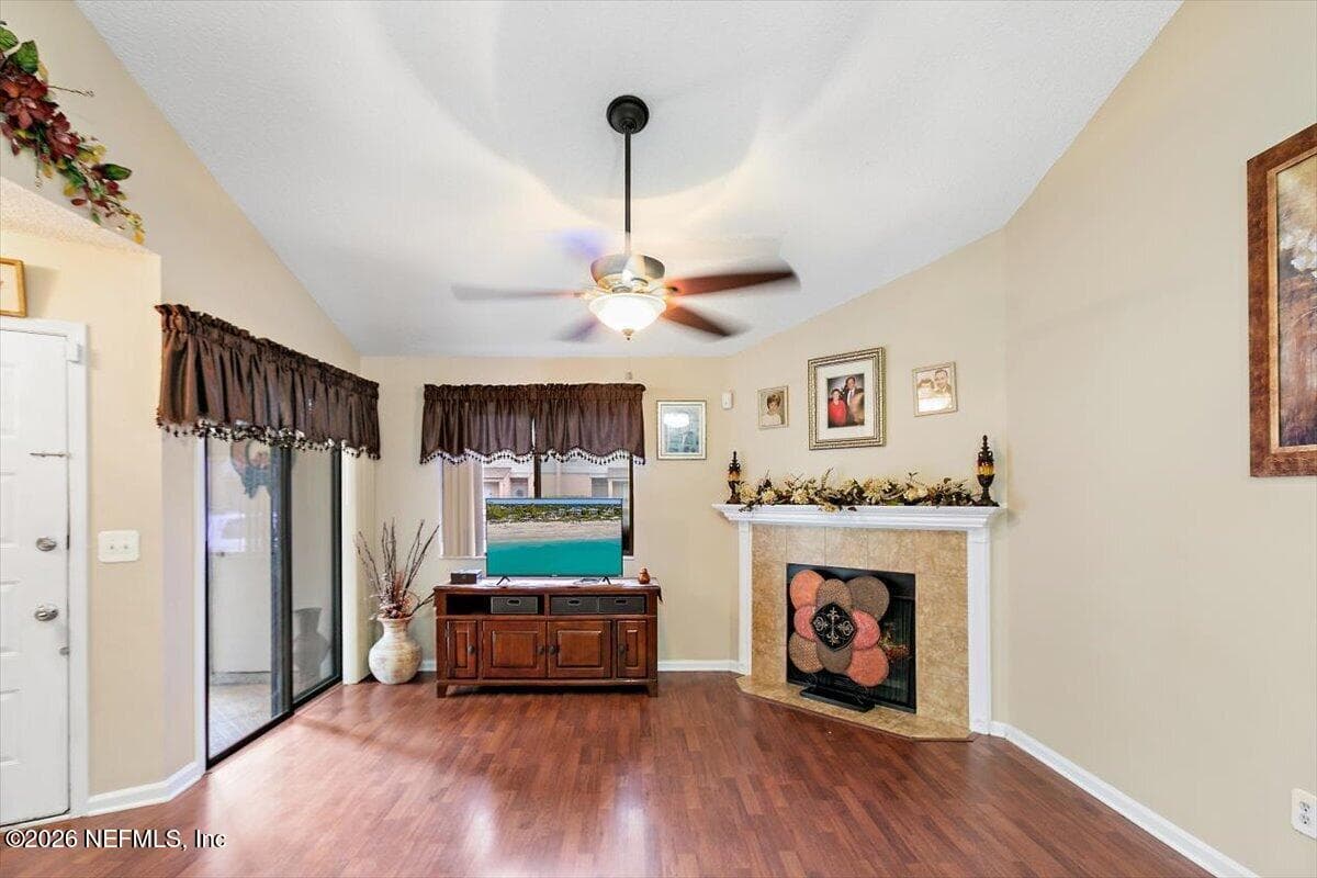 3801 CROWN POINT Road 1273, Jacksonville, FL 32257, Jacksonville, FL - photo 3