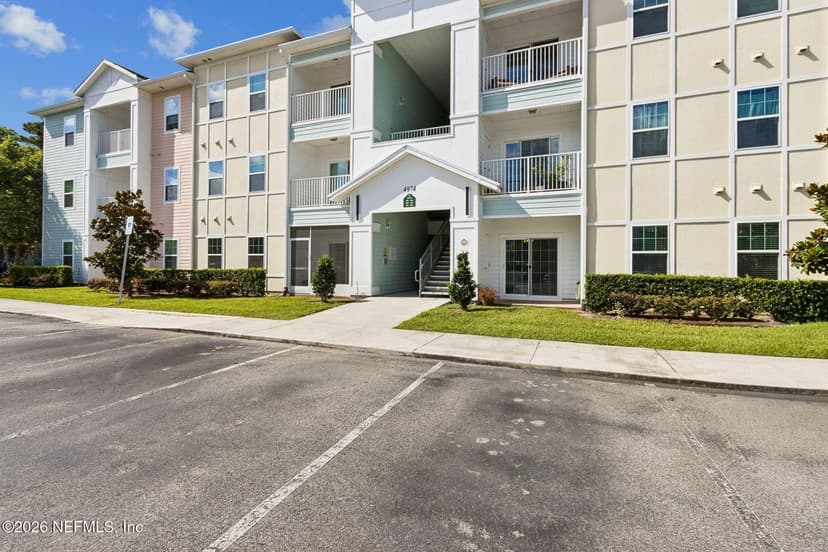4974 KEY LIME Drive 103, Jacksonville, FL 32256