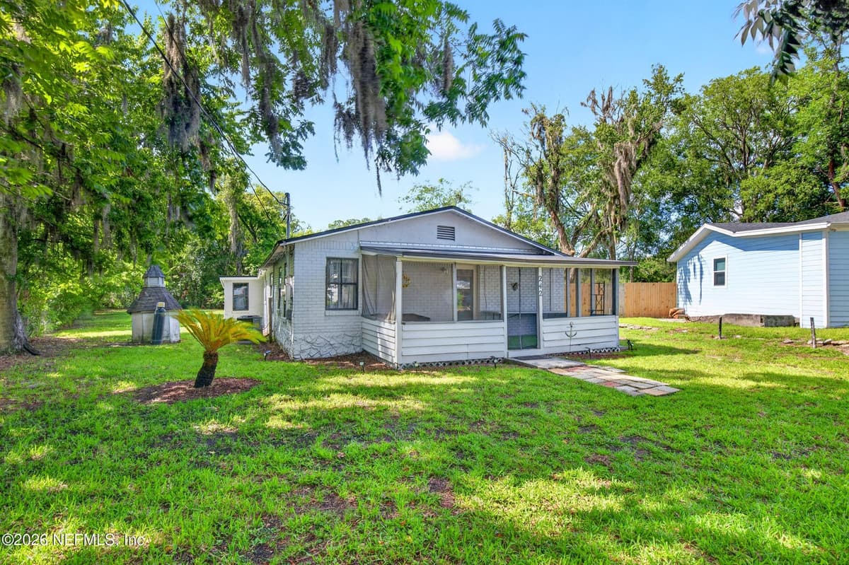 242 HOLLY Court, Jacksonville, FL 32218, Jacksonville, FL - photo 2