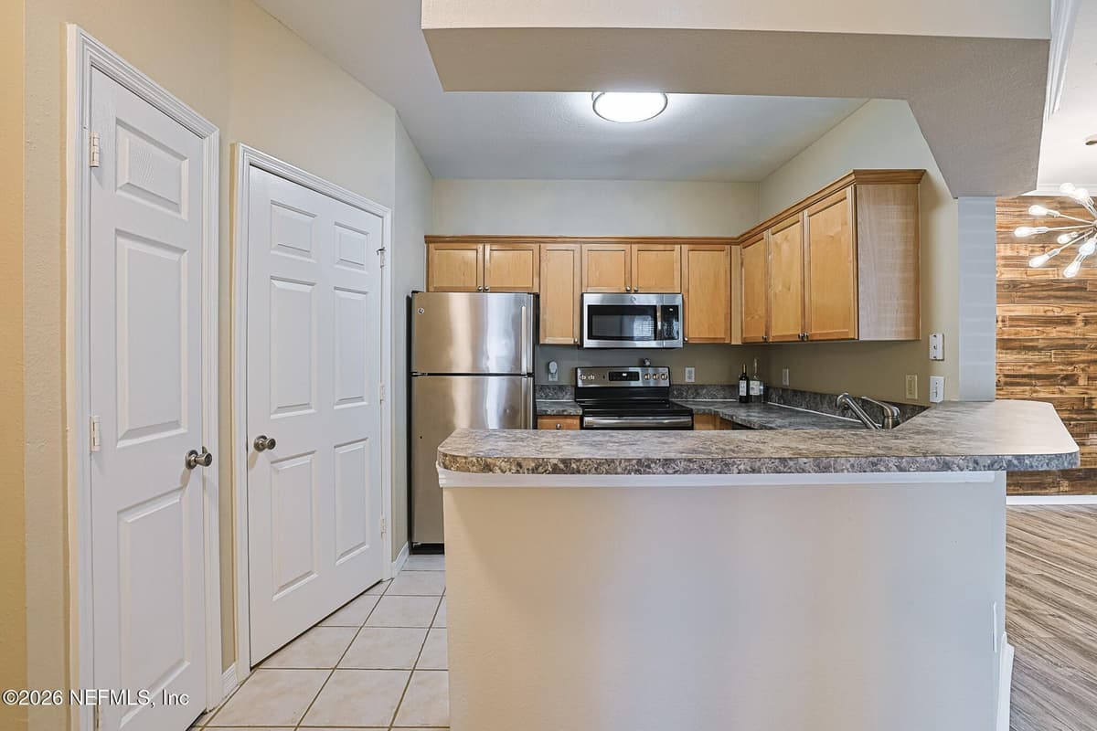 10961 BURNT MILL Road 426, Jacksonville, FL 32256, Jacksonville, FL - photo 2