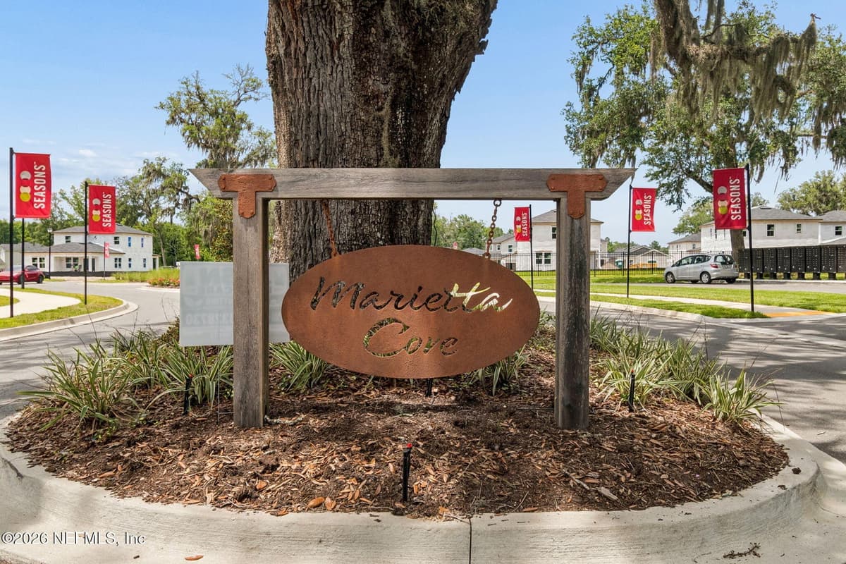8268 MARIETTA STILL Drive, Jacksonville, FL 32220, Jacksonville, FL - photo 2
