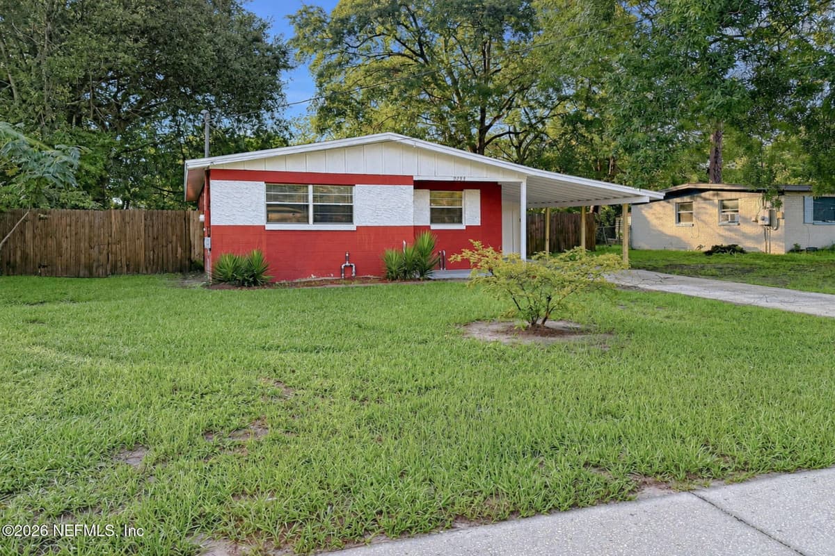 9753 WAYNESBORO Avenue, Jacksonville, FL 32208, Jacksonville, FL - photo 3