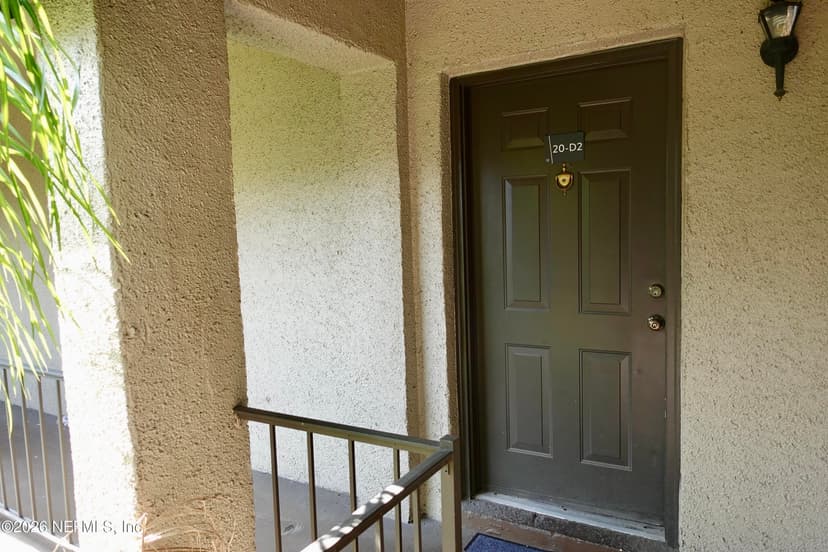 355 MONUMENT Road 20 D2, Jacksonville, FL 32225