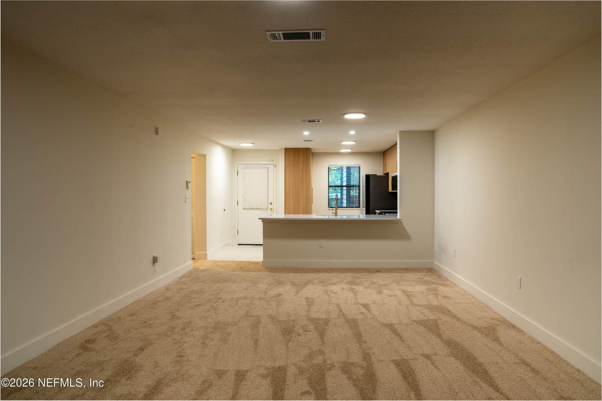 1604 ARCADIA Drive 313, Jacksonville, FL 32207, Jacksonville, FL - photo 3