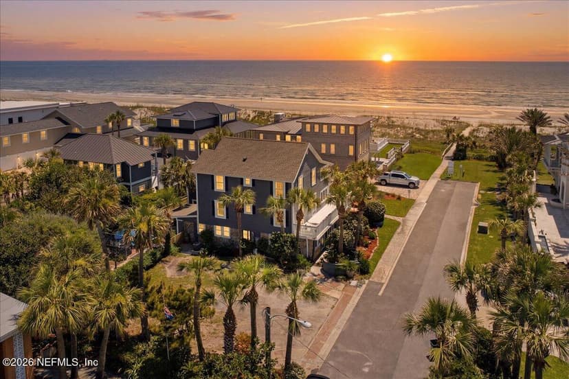 106 BAY Street, Neptune Beach, FL 32266