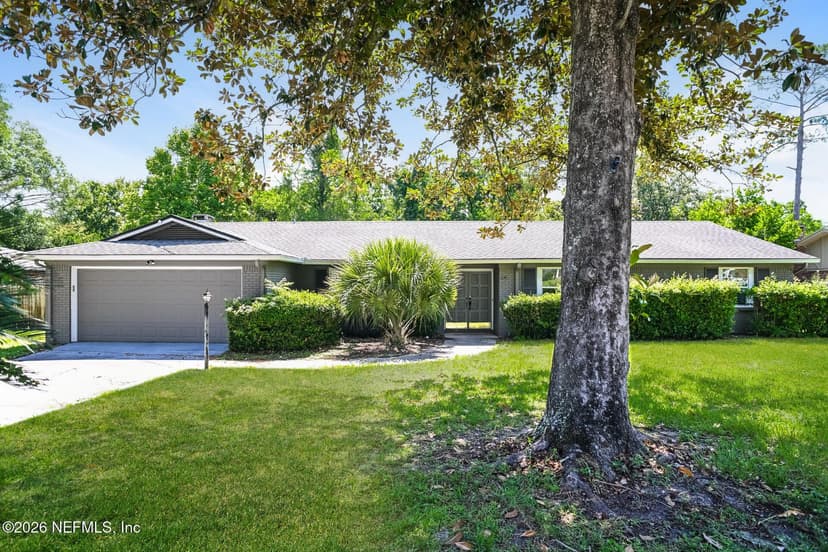 1141 ALDERMAN Road E, Jacksonville, FL 32211