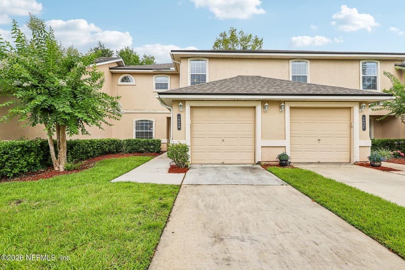 1665 VINELAND Circle B, Fleming Island, FL 32003